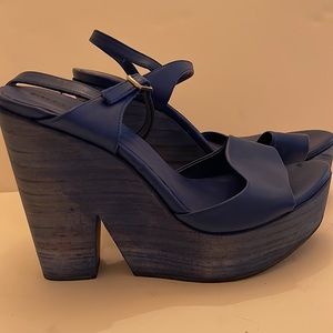 Zara blue shoes 💙